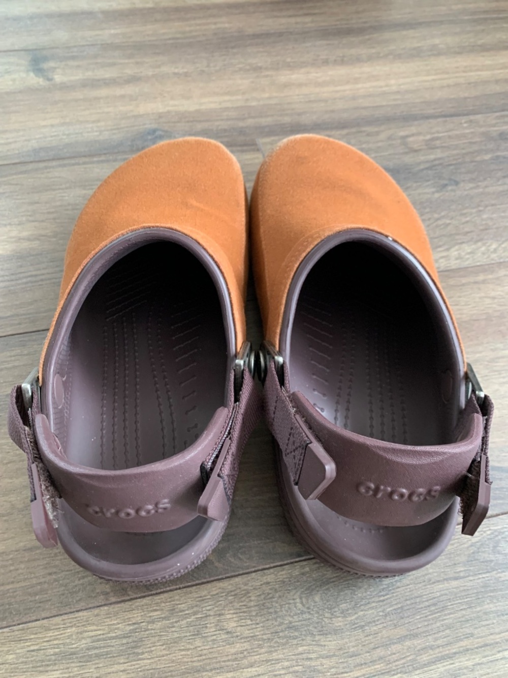 Crocs Museum of Peace and Quiet Classic Clogs Size M7 W9 Ginger/brown color - Picture 6 of 10